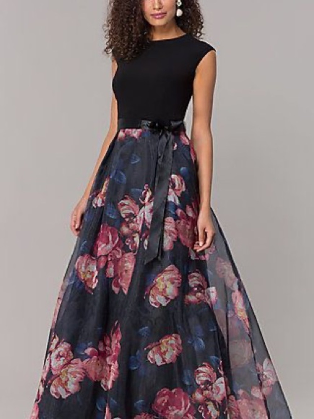 Ignite Evenings Formal Sleeveless Dress Black Top Flowing Floral